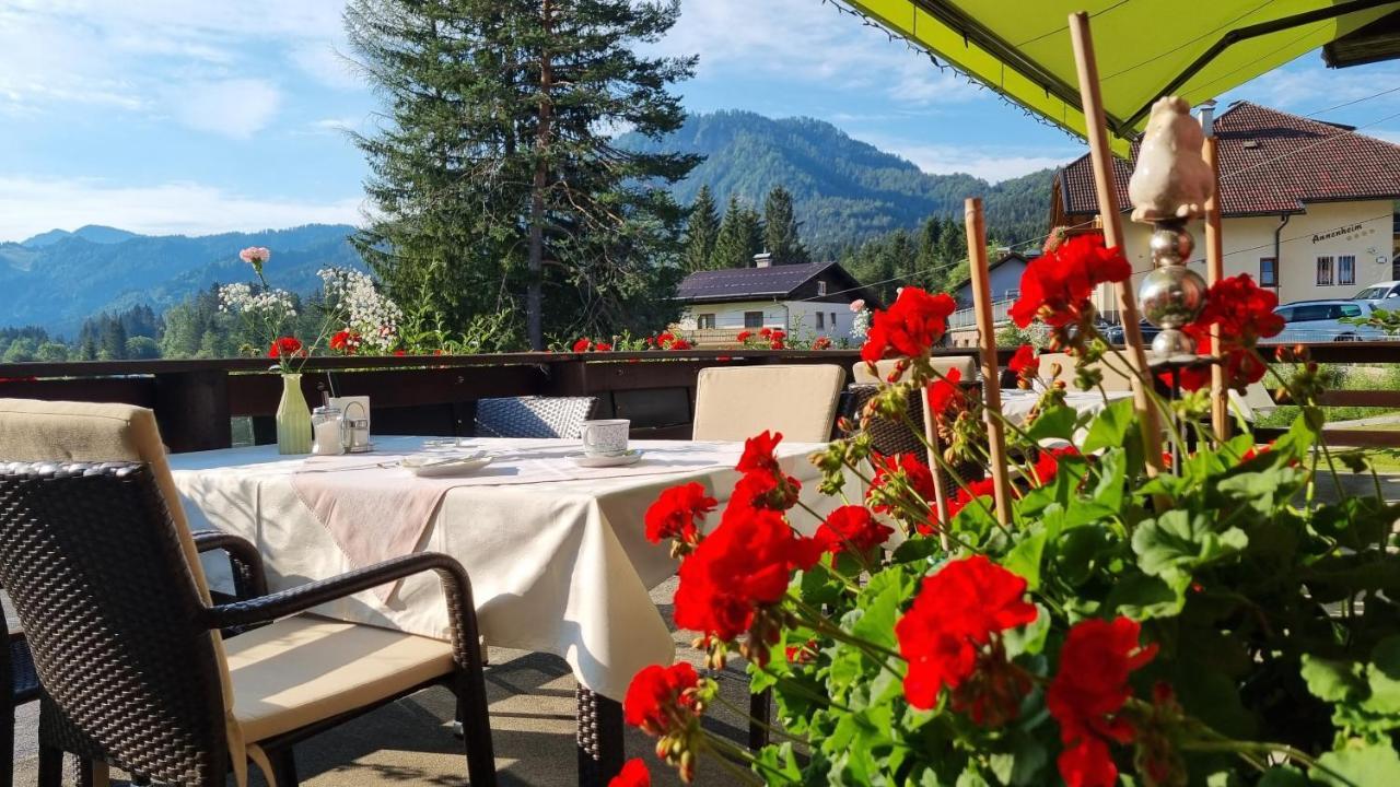 Kraners Alpenhof Bio Bed And Breakfast Pension Weissensee Buitenkant foto