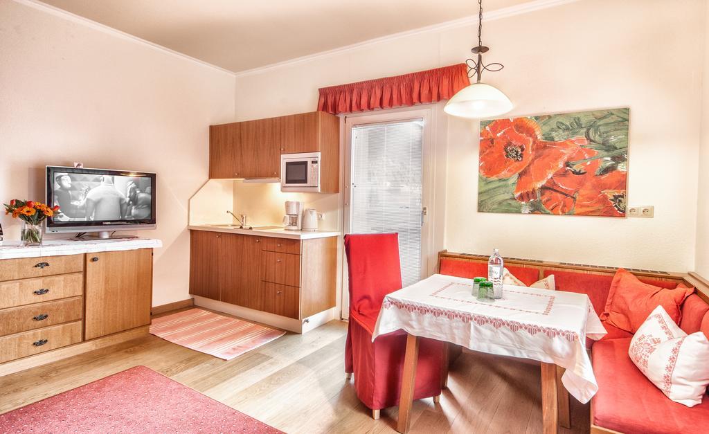 Kraners Alpenhof Bio Bed And Breakfast Pension Weissensee Buitenkant foto