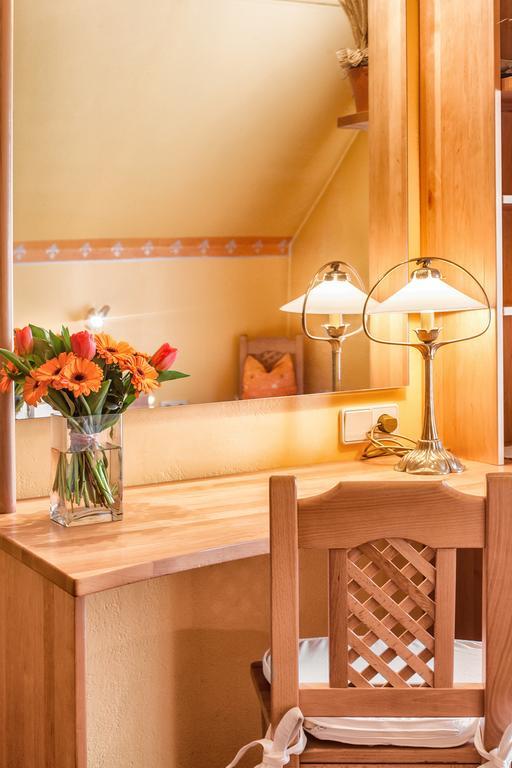 Kraners Alpenhof Bio Bed And Breakfast Pension Weissensee Buitenkant foto