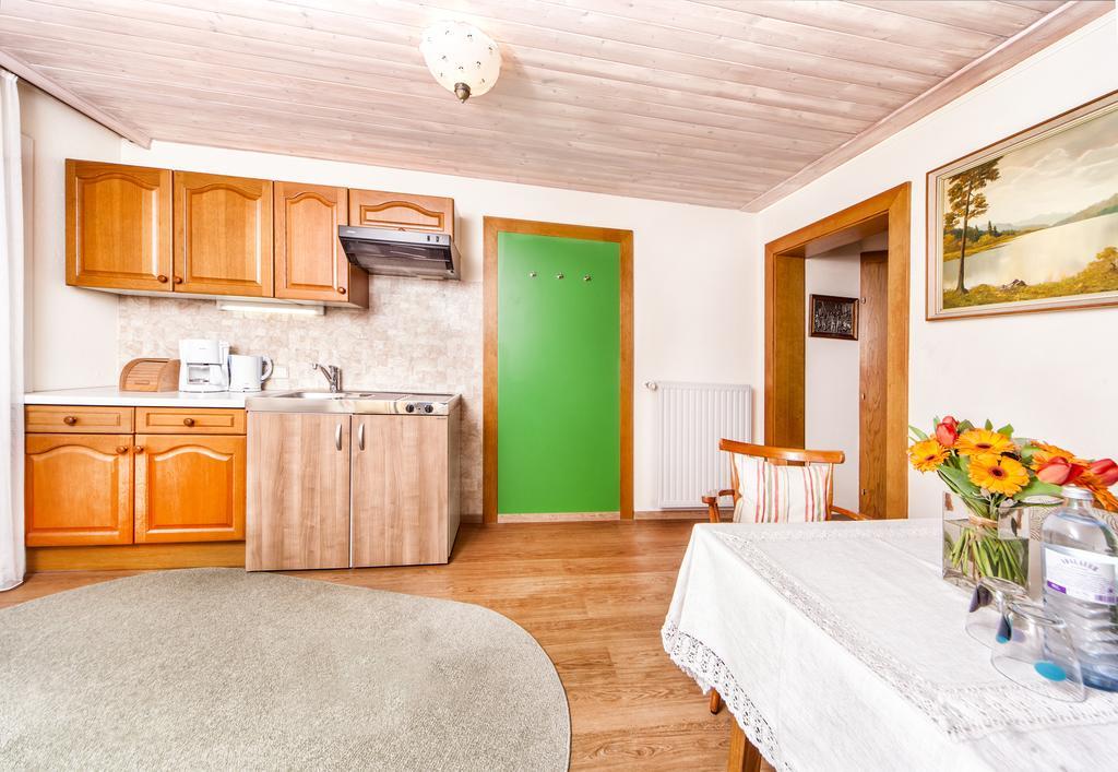 Kraners Alpenhof Bio Bed And Breakfast Pension Weissensee Buitenkant foto