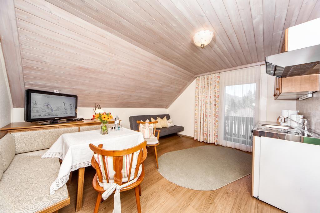 Kraners Alpenhof Bio Bed And Breakfast Pension Weissensee Buitenkant foto
